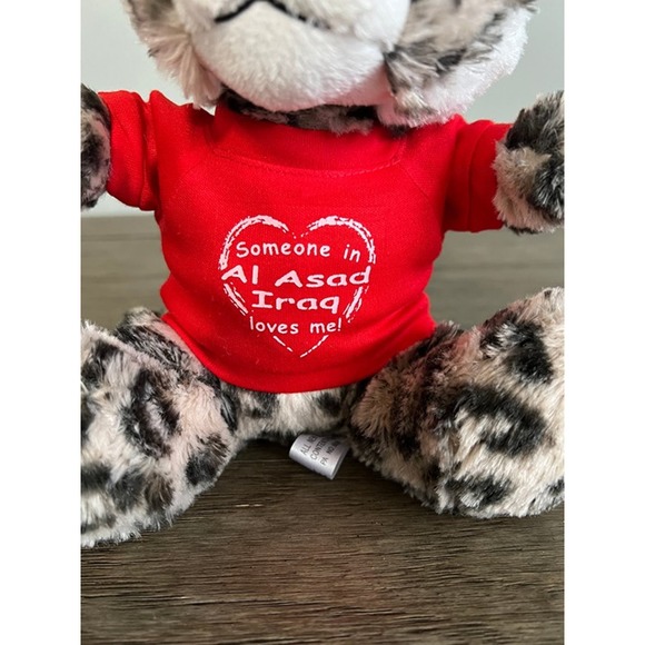 Steven Smith Leopard with Someone in Al Asad Israel Loves‎ Me Tee Plush - Picture 4 of 6